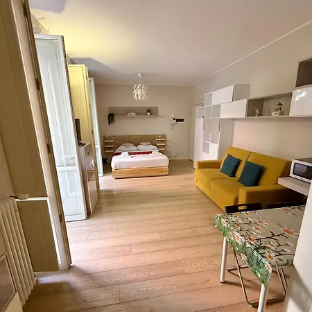 Appartement Gioire - Duomo 4 Metro Stops - Near Olympic Village Milaan