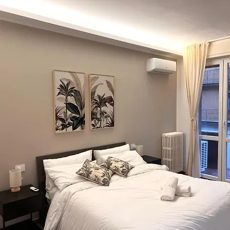 Luxury San Siro Apartment, 5 Min Metro, Balcony & Fast Wifi Appartamento