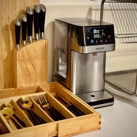 Lägenhet Central, Quiet And Strategic Milano