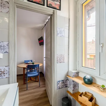 235 - Viale Monza By Innstay