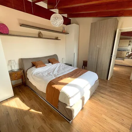 아파트 The Urban Nest 2, Spacious, Wifi And Near The Red Metro 밀라노