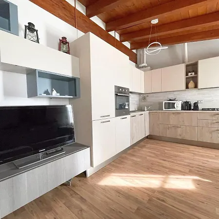 The Urban Nest 2, Spacious, Wifi And Near The Red Metro * 밀라노