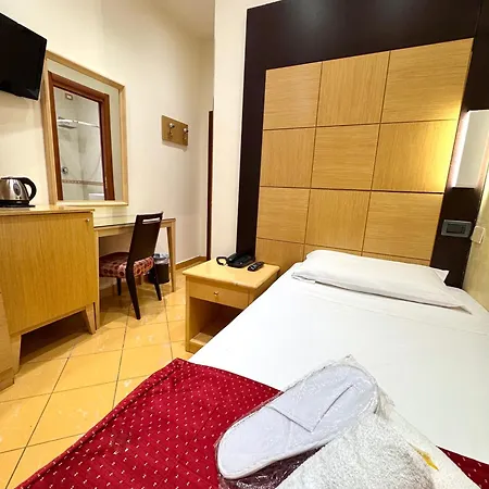 Fiorella 3* Milan