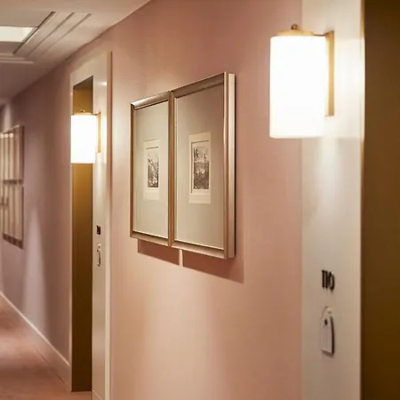 Four Seasons 5* Milan