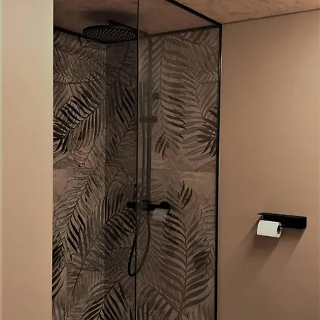 Design & Comfort In Nolo M1 Metro *