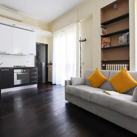 Heart Duomo Missori Apartment Milan