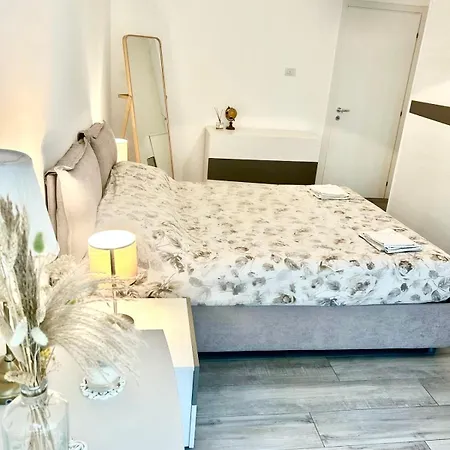 Giuseppe&carolina Citylife Lux Fiera * Милан