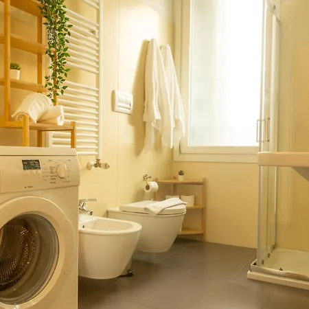 Prime Living - Gold Sui Navigli *