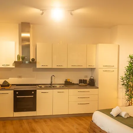 - Navigli, Duomo, ミラノ