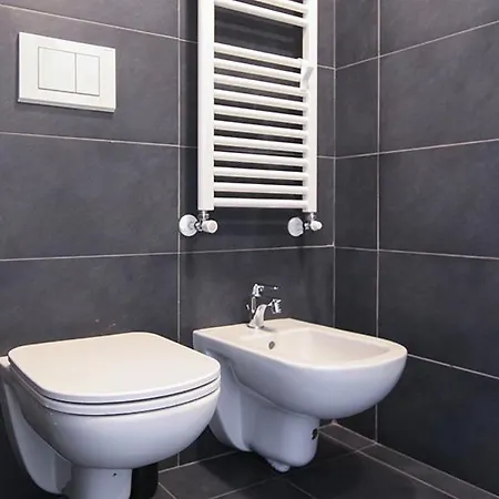 Economico E Strategico A Quattro Fermate Da Piazza Duomo Apartment Milan