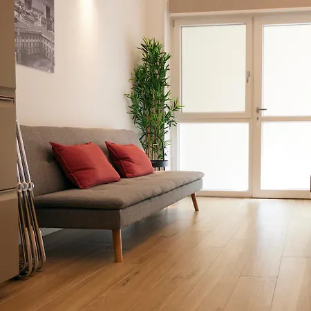 Gran Milan, The At Your Fingertips Apartman
