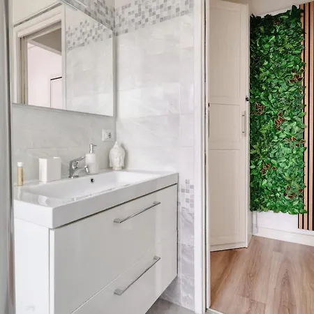 Oasis - Subway 50 Meters Just 5 Minutes From Duomo Milaan