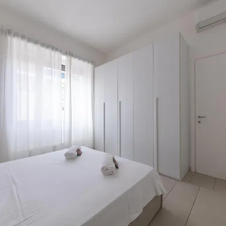 Апартаменты Via Santa Croce 1 - Leia Hospitality *