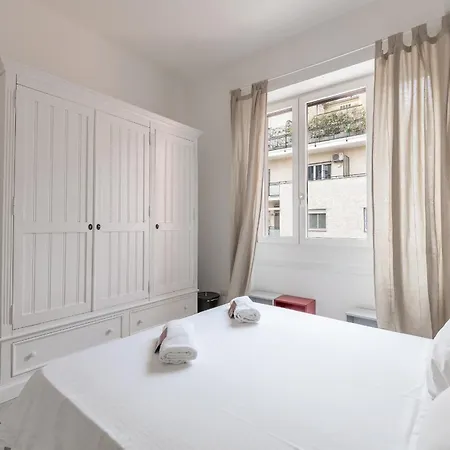 Via Santa Croce 1 - Leia Hospitality