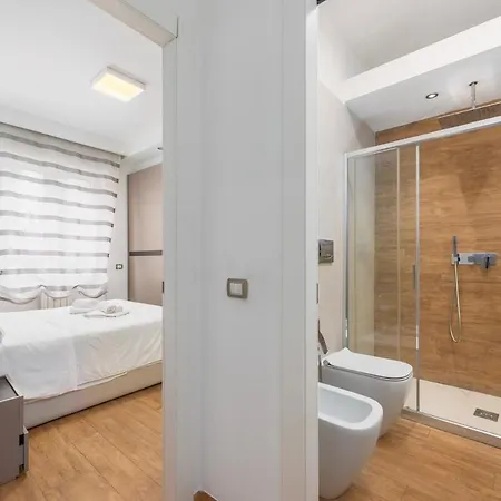 Chic Near The Center-wifi,comfort,parking Apartment Milan
