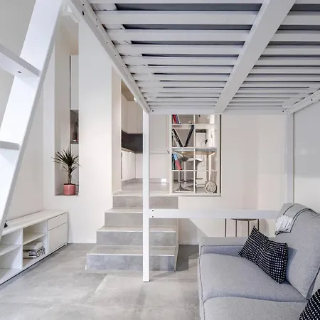 Elegant 1br In Porta Romana דירה *