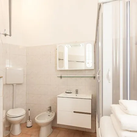 The Wish - Life - M1 Station Apartment
