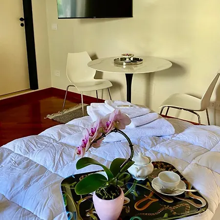 Paeninsula, Design E Comfort Nel Centro Di - Porta Venezia Daire *