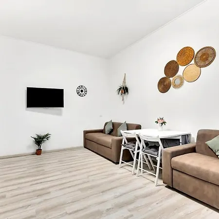 San Siro-fiera Life Checkin H24 6 Pax * Milano