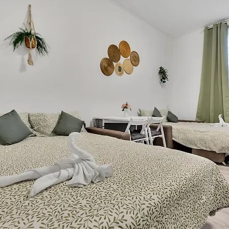 San Siro-fiera Life Checkin H24 6 Pax *