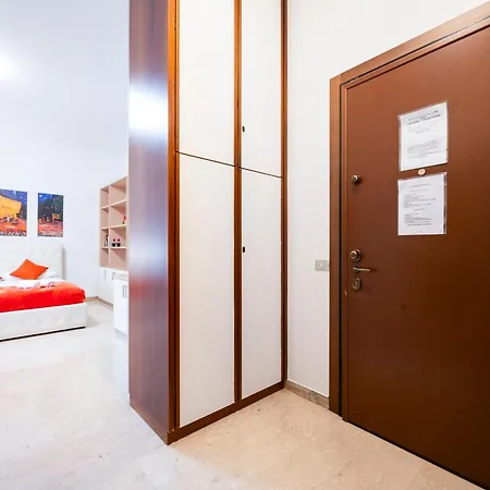 Apartment Moncler House Navigli *