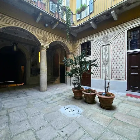 Apartment Yr - Duomo Milan