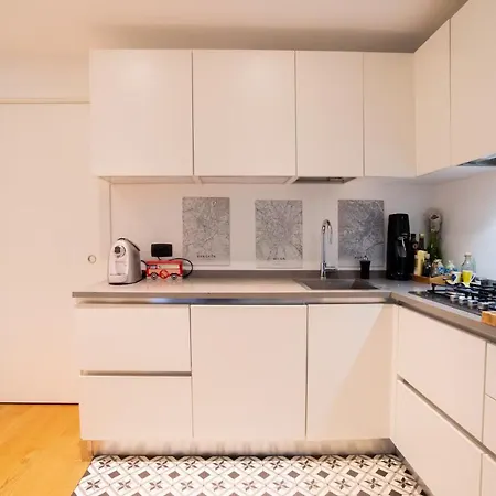 Bellissimo A Due Passi Da Life - Controlla Il Profilo * Milan
