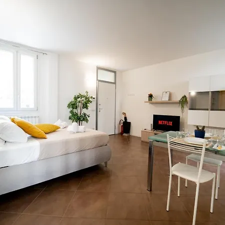 Chicstudio Sempione 5 Min Apartment Milan