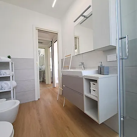 Navigli Ticinese * Milaan