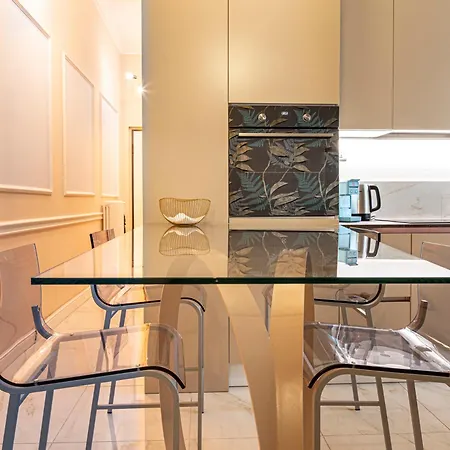 Sant'ambrogio Luxury Daire *