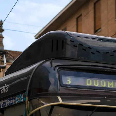 Il Posto Di Nicole * Milan