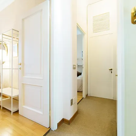 Intrho Vintage Flat דירה