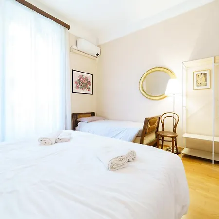 Intrho Vintage Flat *