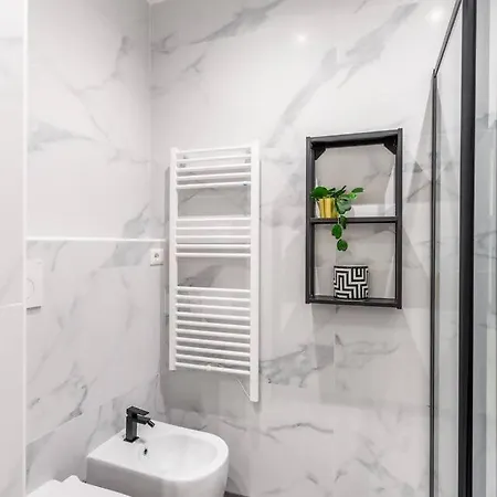 Sarpi Designe Gerusalemme M5 ميلان