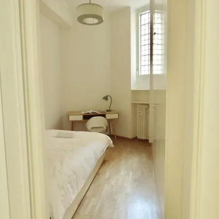 Apartament Residenza Chiara - Porta Venezia *