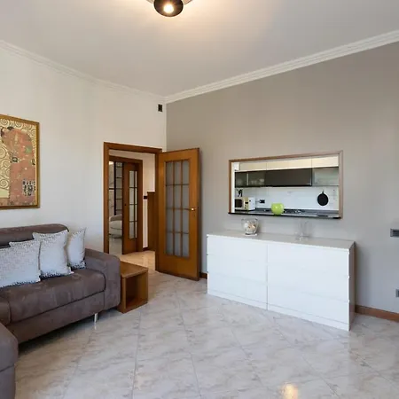 Apartment Comfortable Two Bedrooms Chiesa Rossa - Mirable Pm *
