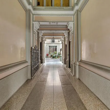 Porta Venezia - Elegant Downtown Daire Milano