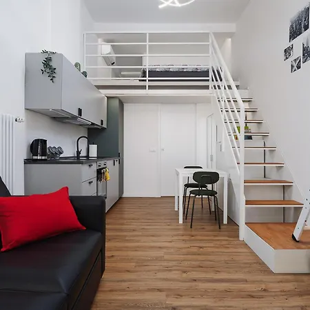 New - Loft 4 Pax - 50m From Metro - Private Entry Dom wakacyjny *