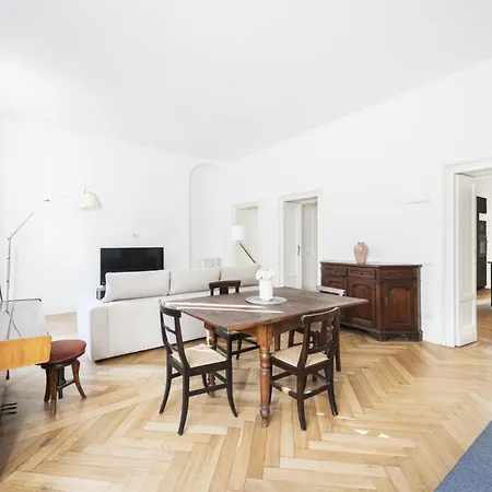 Apartment Easylife - Pregiata Dimora In Porta Venezia *