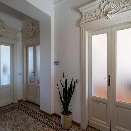 Duomo-linate Airport - Two Bedrooms & Terrace View *