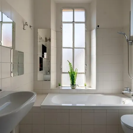 公寓 Duomo-linate Airport - Two Bedrooms & Terrace View