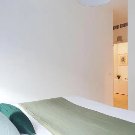 아파트 The Rent - Comfortable One-bedroom Near Porta Romana 밀라노