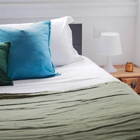 The Rent - Comfortable One-bedroom Near Porta Romana * ميلان