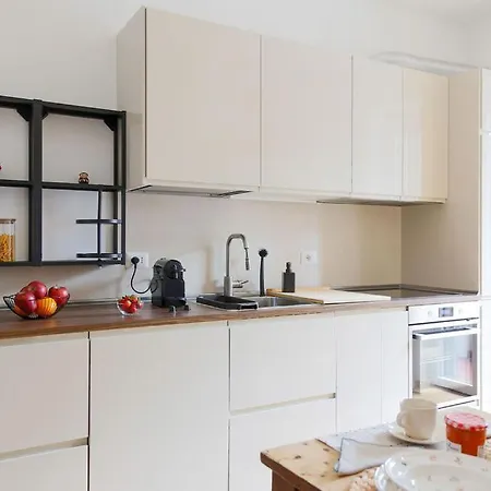 The Rent - Cozy One-bedroom In Porta Romana Area * Milaan