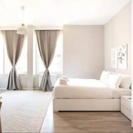 Appartamento Station Spacious 2br Flat Milano