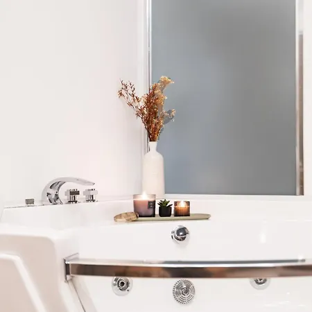 Easylife - Cav104 Prestigioso Con Jacuzzi In Milan