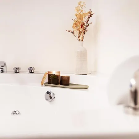 Apartment Easylife - Cav104 Prestigioso Con Jacuzzi In