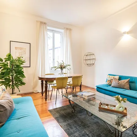 Spacious In Design District By Easylife Milano