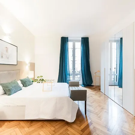 Spacious In Design District By Easylife Daire *