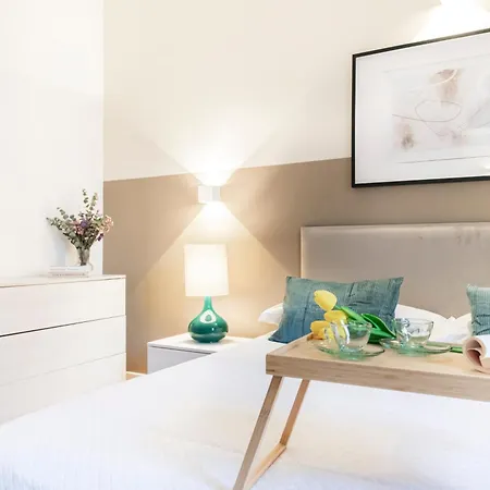Daire Spacious In Design District By Easylife Milano